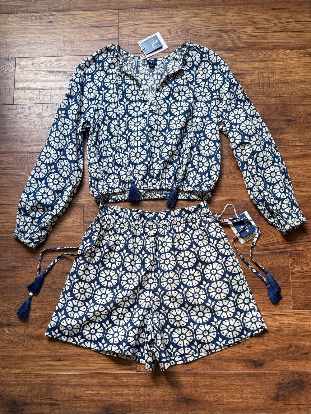 Roller Rabbit x Target Women’s Boho Navy Daisy Floral Top Shorts Set Size XS NWT